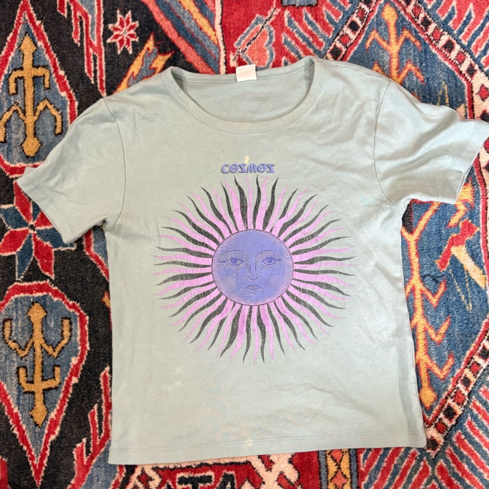 Urban Outfitters Kids Shirt - Light Green with Purple Sun Design